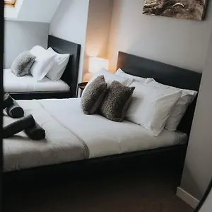 https://elegant-home-from-home.hotelsin-chester.com