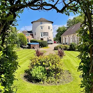 https://old-mill-bed-and-breakfast-in-yarm.hotels-newcastle-upon-tyne.com